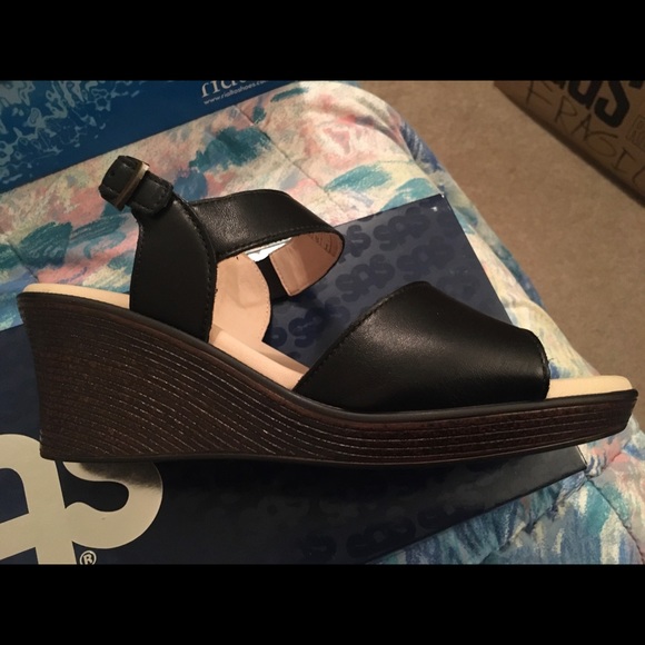 SAS Sandals - Picture 3 of 4